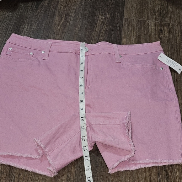 NWT Seven7 Womens Weekend Frayed Shorts Lavender Sz 16 - Picture 14 of 16